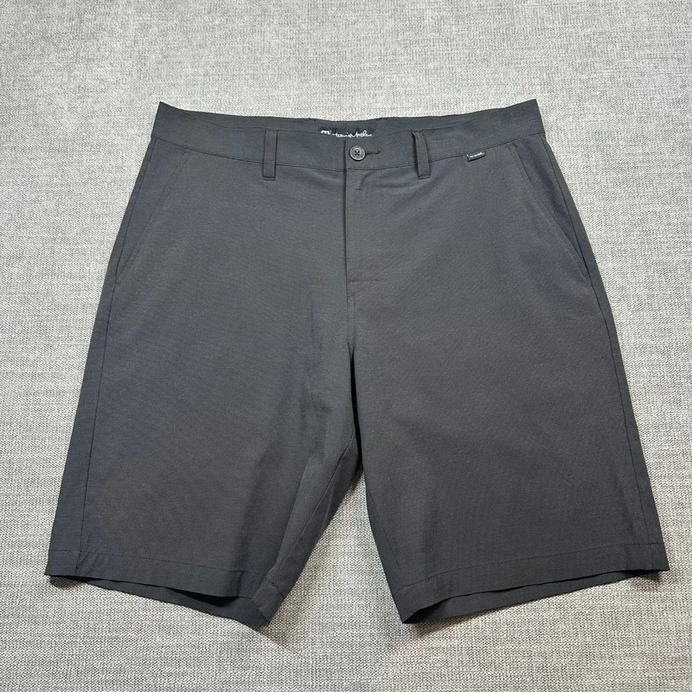 TravisMathew Shorts Mens 34 Black Performance Golf Stretch Chino